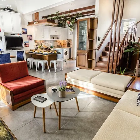 Casa Ithomi Апартаменты
