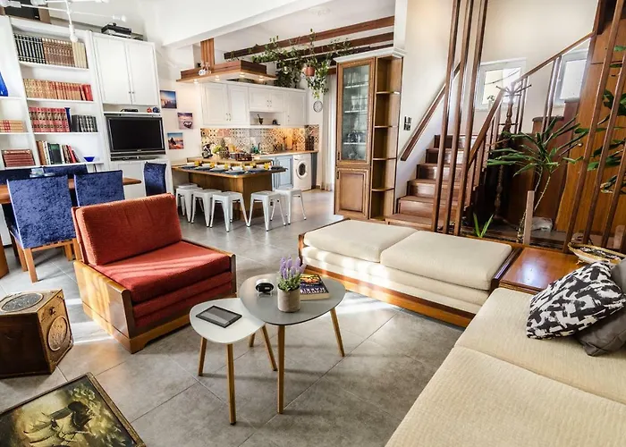 Casa Ithomi 아파트