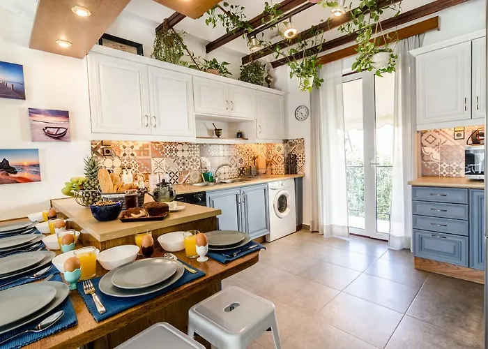 Casa Ithomi * 하니아